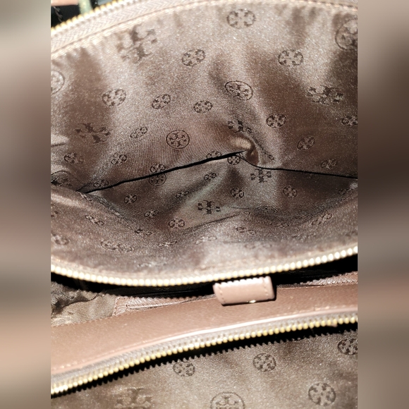 EUC, Tory Burch Handbag - Picture 4 of 9